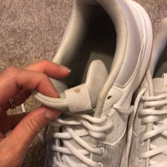 Women’s adidas shoes - Picture 5 of 8